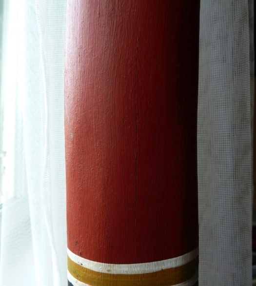 Je ne vous ai pris en photo qu'une partie de la fissure, pour que vous puissiez voir globalement la tronche qu'elle a.