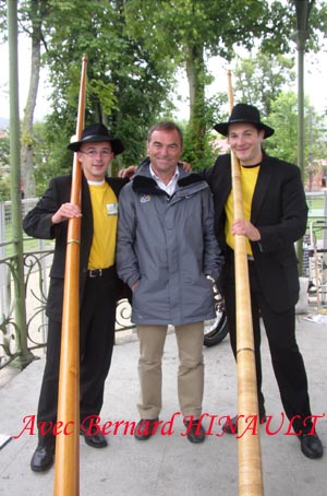 Workshop de Bernard Ninault sur des didjs de 6 mètres!!!