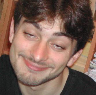 Vla ce que ça donne quand on se force a sourire  :mrgreen:
